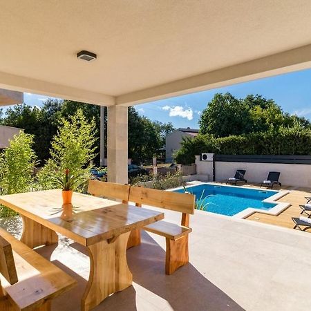 Villa Munat Ližnjan Eksteriør bilde